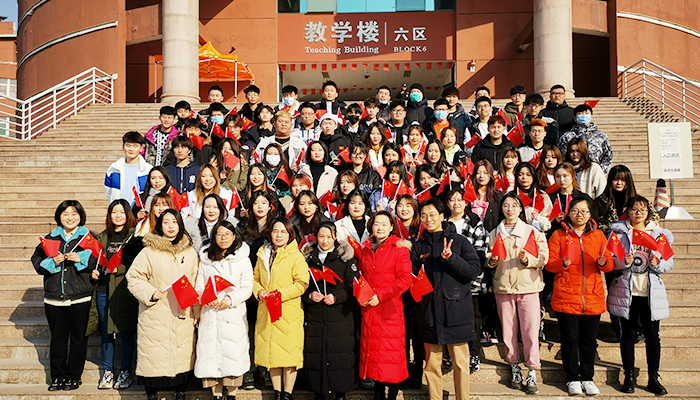 往届韩语班学员合影
